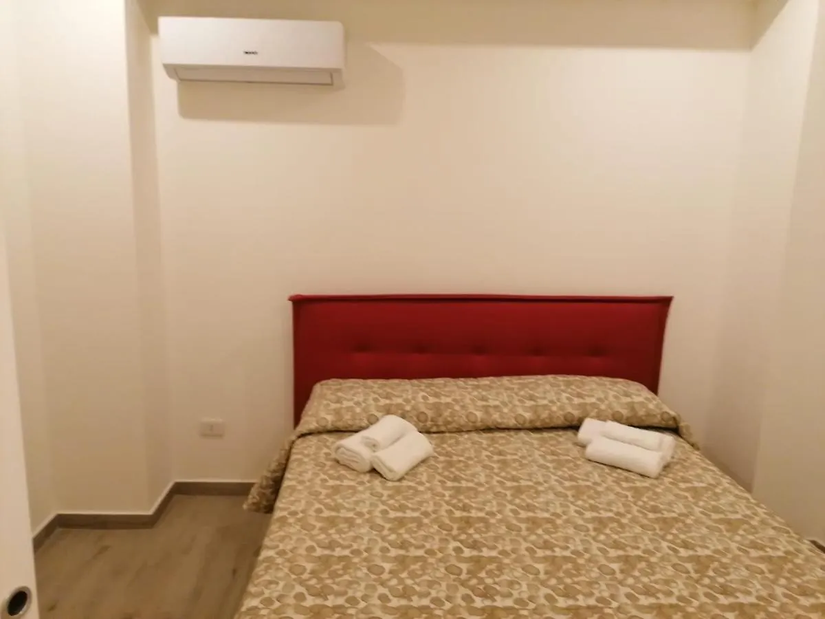 Apartment Home Dante Catania